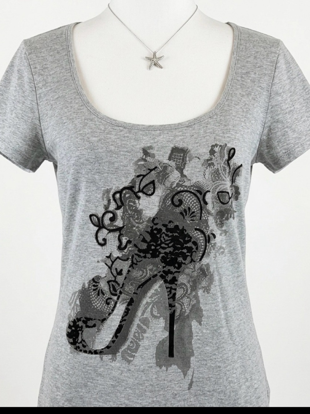 WHBM Women’s Gray Scoop Neck Graphic Tee with High-Heel Motif